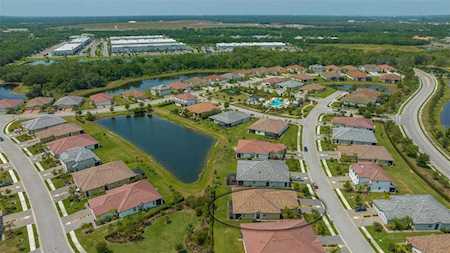 11812 Bluebird Pl Lakewood Ranch, FL 34211