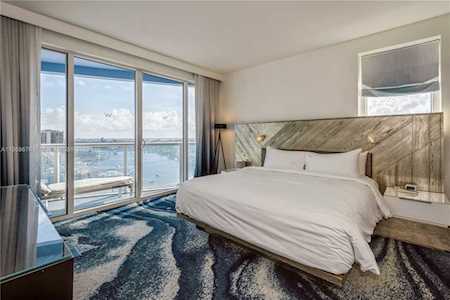3101 Bayshore Dr #2401 Fort Lauderdale, FL 33304