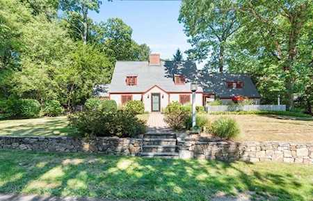 41 Sawyer Rd Wellesley, MA 02481