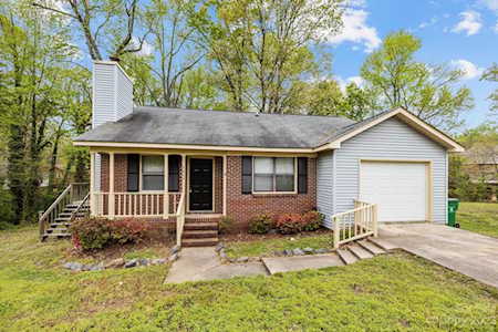 5802 Hunters Crossing Ln Charlotte, NC 28215