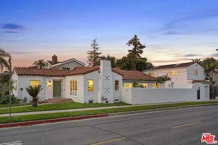 Studio City Gated Homes For Sale - Studio City Gated Communities