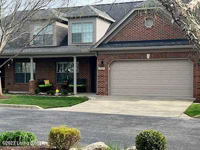 3215 Brittany Pointe Ln Louisville, KY 40220