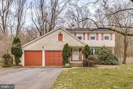 126 Thornhill Rd Cherry Hill, NJ 08003
