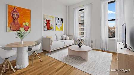 662 4th Ave #4F Brooklyn, NY 11232