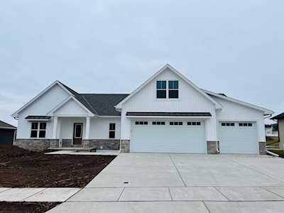 3821 Hawk Ledge Circle De Pere, Town of Ledgeview, WI 54115-7002