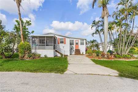 10475 Trotwood Ave St. James City, FL 33956
