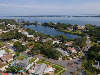 612 Park Dr Bradenton, FL 34209