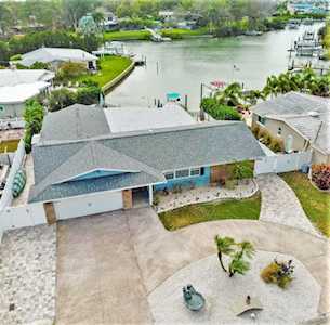 2024 Church Creek POINT Largo, FL 33774
