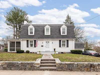 33 Ashton Road Attleboro, MA 02703