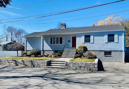 17 Forty Steps Lane Nahant, MA 01908