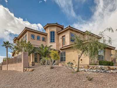 133 Lonely Mountain Ct Las Vegas, NV 89110