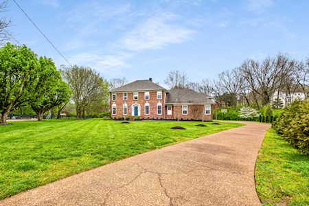 809 Hunterboro Ct Brentwood, TN 37027