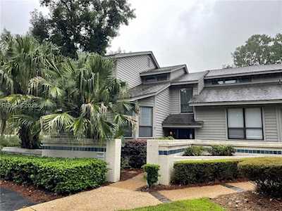 11 Lake Forest Dr Hilton Head Island, SC 29928