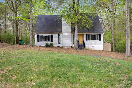 7606 Deer Falls Ln Charlotte, NC 28226