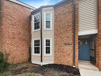 1679 Saint Albans Court Columbus, OH 43220