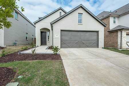 2029 Dove Creek Lane Mesquite, TX 75149