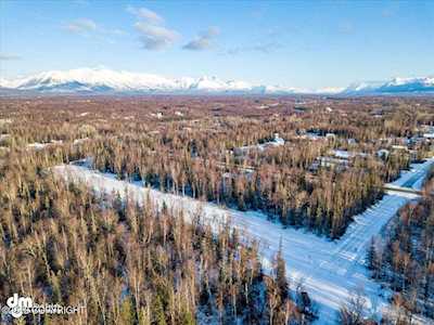 L13 B1 N Mara Lee Circle Wasilla, AK 99654