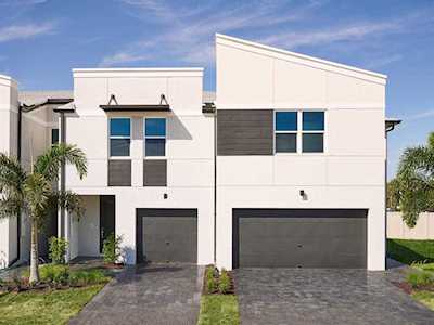 5695 Enclave Drive Mangonia Park, FL 33407