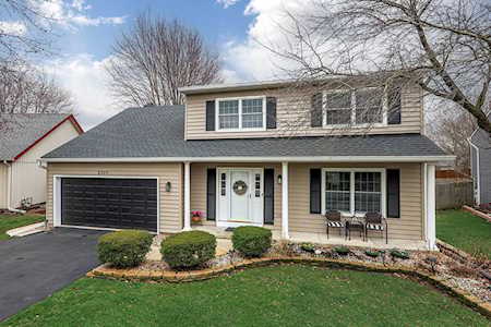 2800 Rolling Meadows Dr Naperville, IL 60564
