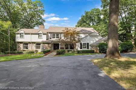 28899 Millbrook Rd Farmington Hills, MI 48334