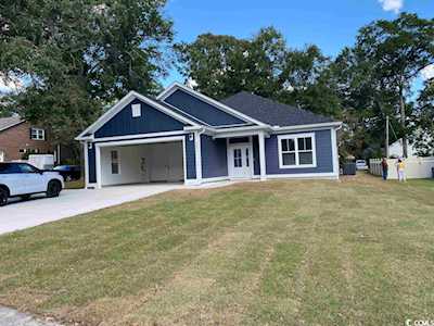 4351 Mccorsley Ave. Little River, SC 29566