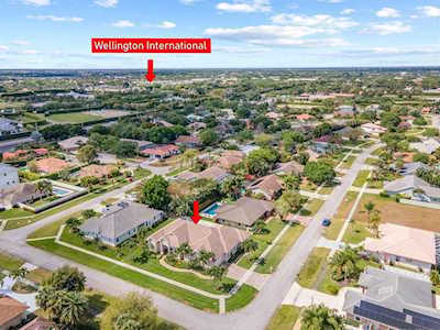 13692 Sheffield Street Wellington, FL 33414