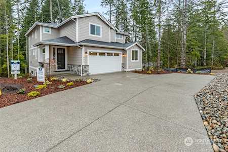4962 Amherst Way SW Port Orchard, WA 98367