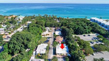 4 Bel Air Drive Boynton Beach, FL 33435