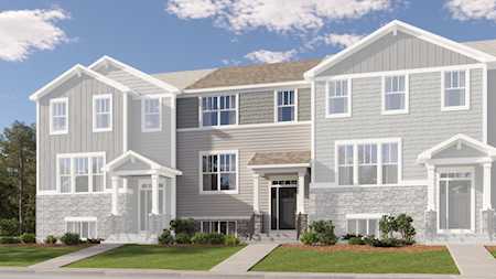 638 Wolverine Dr Aurora, IL 60502