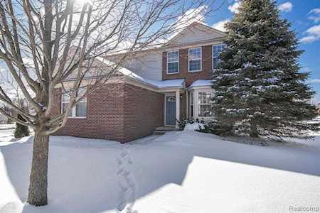855 Canyon Creek Dr Holly Twp, MI 48442