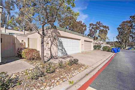 9933 Caminito Chirimolla San Diego, CA 92131