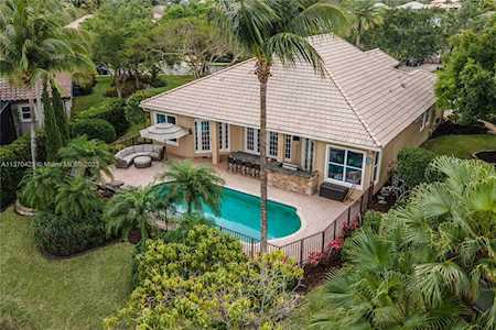11163 NW 69th Pl Parkland, FL 33076