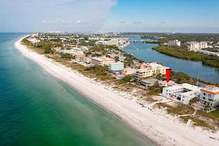 70 Gulf Blvd Indian Rocks Beach, FL 33785