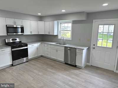 22 Patrick Henry Ln Milford, DE 19963