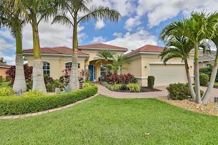 388 Snapdragon LOOP Bradenton, FL 34212