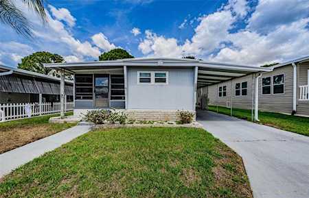 155 Melody Ln Tarpon Springs, FL 34689