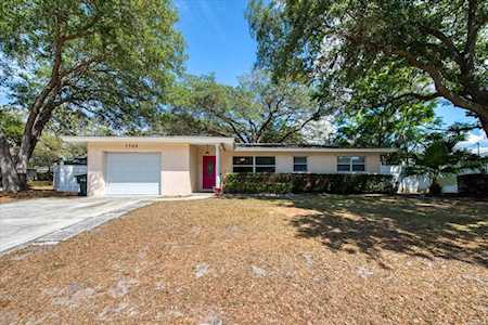 1709 Eaton Dr NE Clearwater, FL 33756