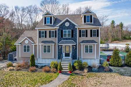 2 Hemlock Lane Billerica, MA 01821