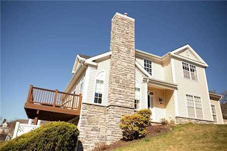 234 Eagles Creek Ct Easton, PA 18042