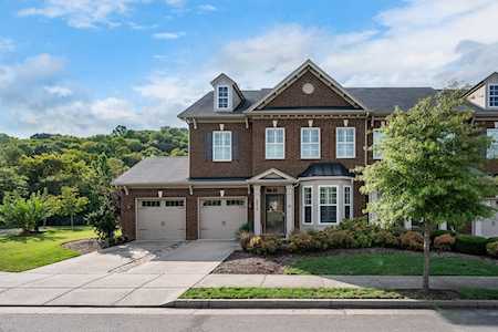 2210 Traemoor Village Way Nashville, TN 37209