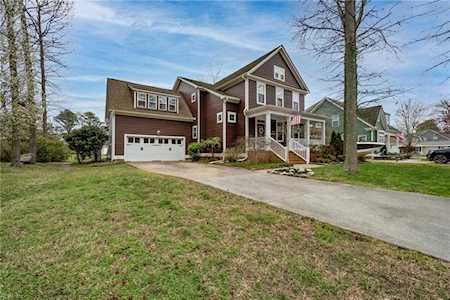 1937 Beechwood Rd Chesapeake, VA 23323