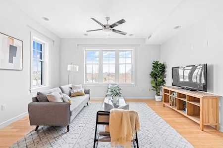 163-165 Chestnut Hill Ave #PH3 Boston, MA 02135