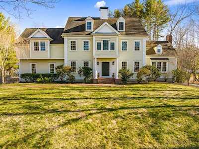 78 Paul Rd Hanover, MA 02339