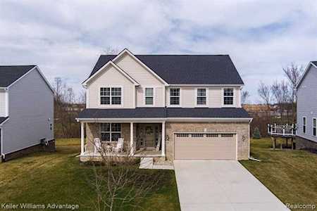 869 N Mill St South Lyon, MI 48178