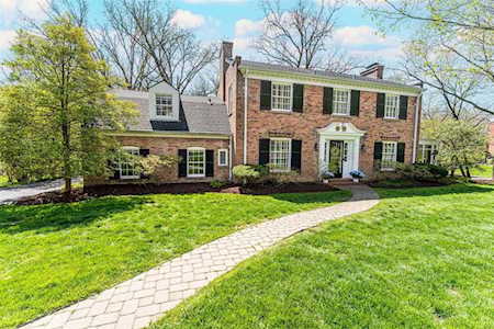 10 Black Creek Ln Ladue, MO 63124