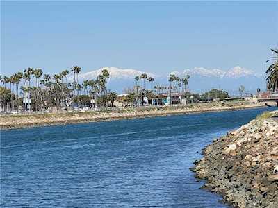 305 Regatta Way Seal Beach, CA 90740