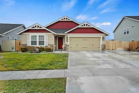 62 N Zion Park Dr Nampa, ID 83651-5199