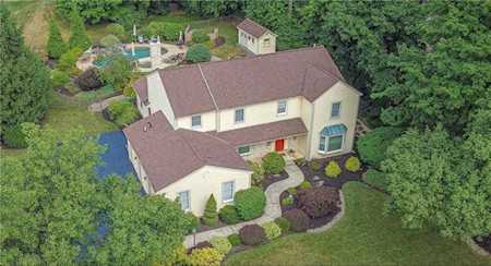 4399 Driftwood Ln Allentown, PA 18103