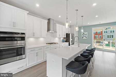 23303 Sugar Pine Ln California, MD 20619