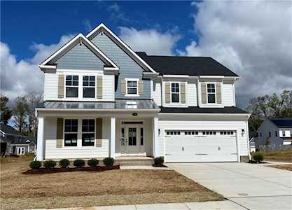 213 Werdna Ln Chesapeake, VA 23322